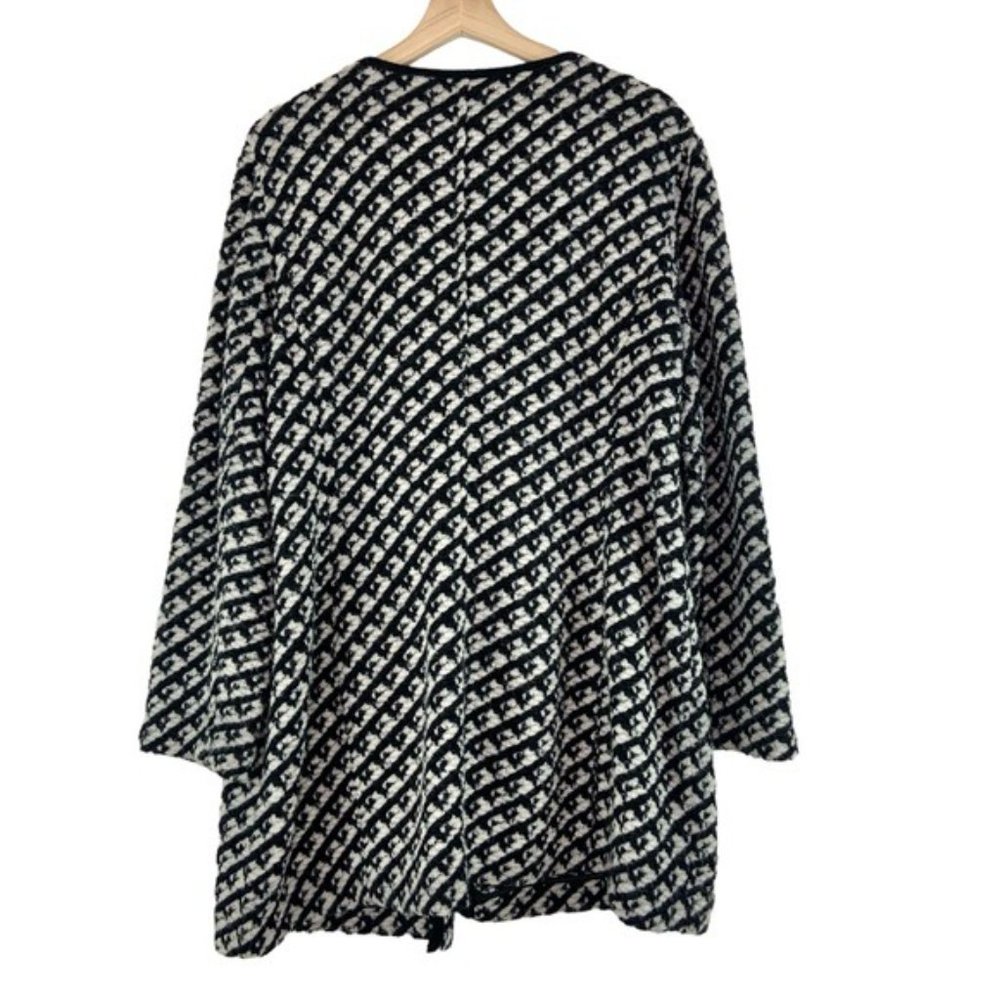 Talbots Chunky Knit Sweater Jacket in Black and White ArrowKnit Lonngline Topper - Picture 7 of 7